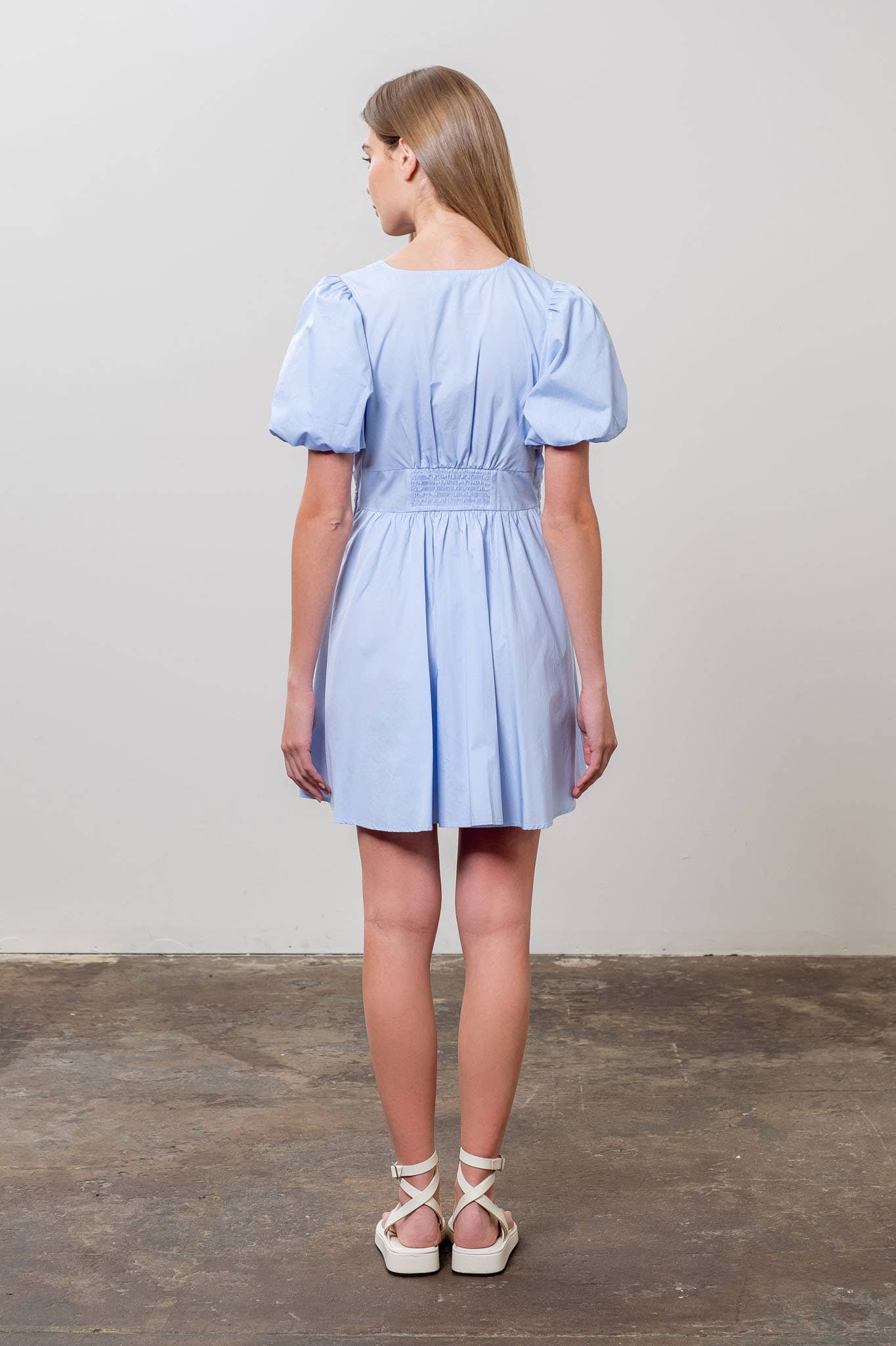 PUFF SLEEVE FRONT BOW DETAIL MINI DRESS