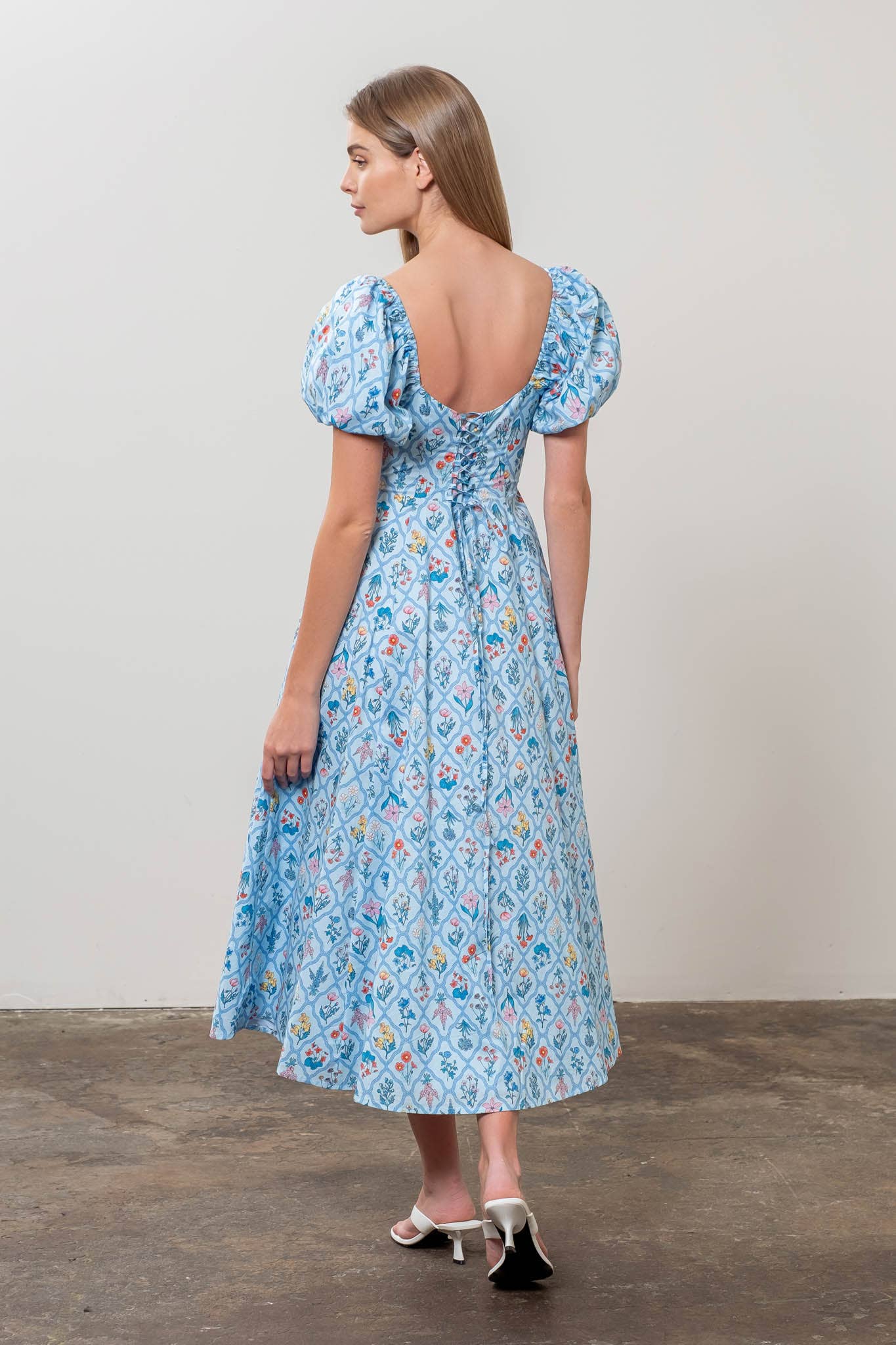 FLORAL BOUQUET PUFF SLEEVE CORSET MIDI DRESS