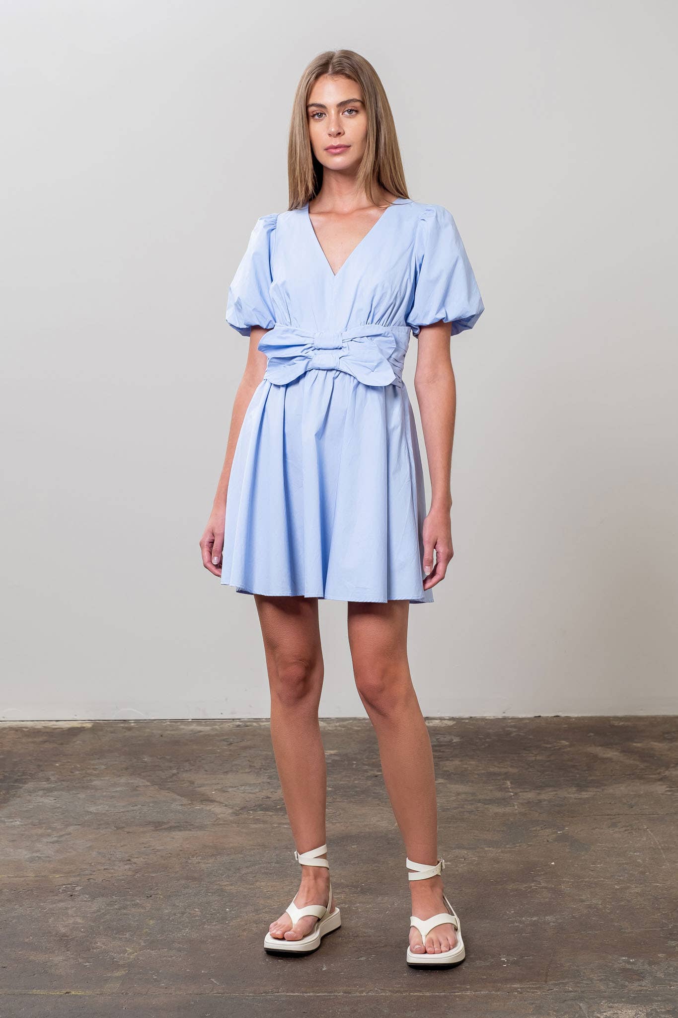 PUFF SLEEVE FRONT BOW DETAIL MINI DRESS