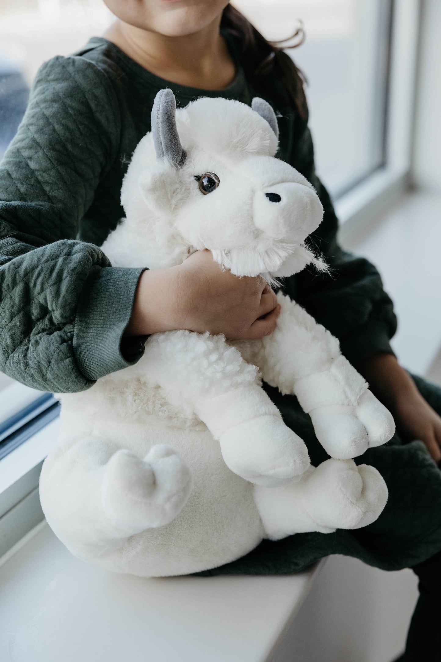 12" (35cm) Wild Onez Bison White