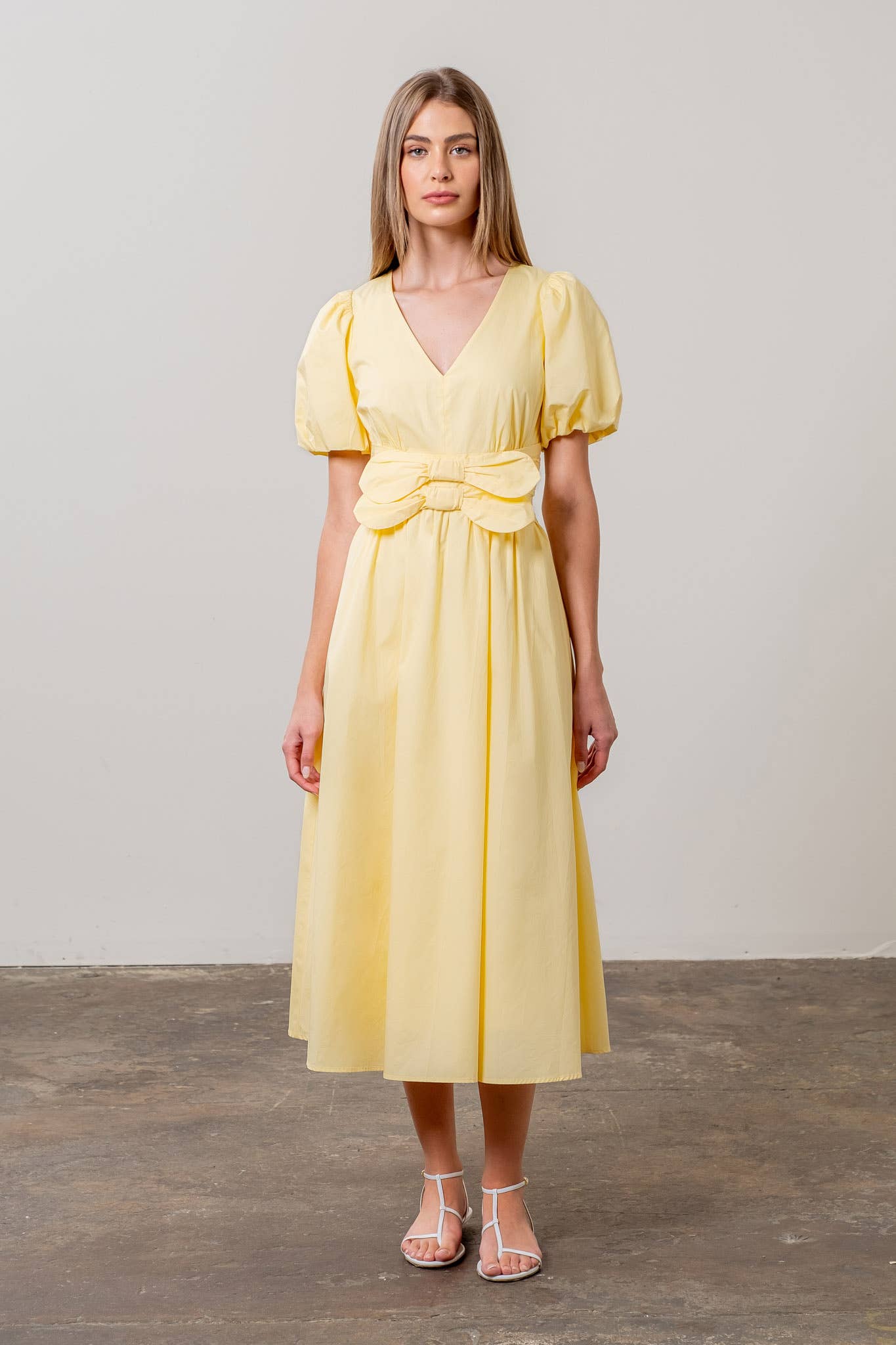 V NECK PUFF SLEEVE FRONT BOW DETAIL MIDI DRESS