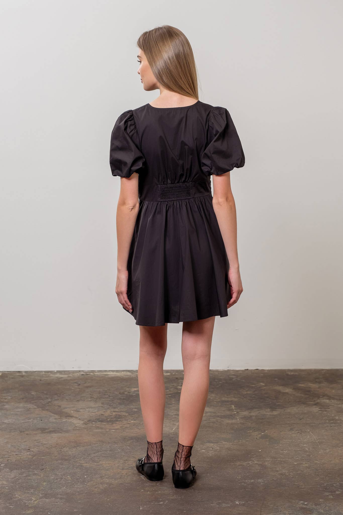PUFF SLEEVE FRONT BOW DETAIL MINI DRESS